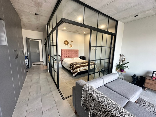 1 Bedroom Property for Sale in Sunridge Western Cape